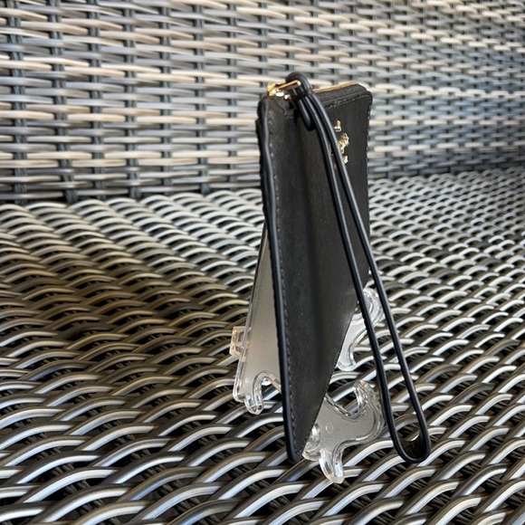 Kate Spade medium Lzip wristlet - Picture 12 of 16